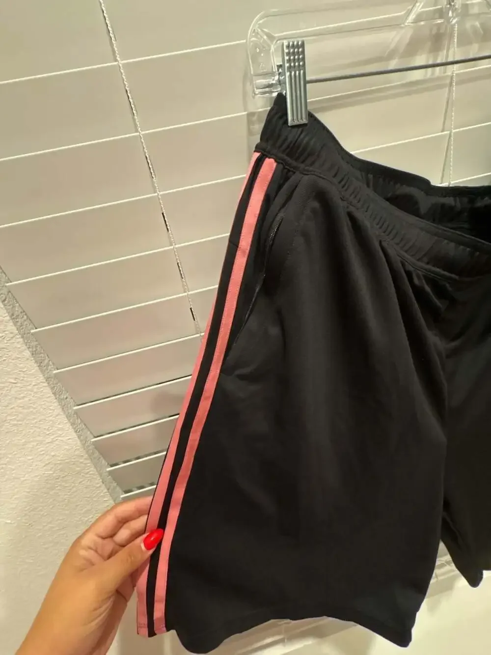 Adidas Men's Designed to Move 3-Stripes Training Shorts in Black/Scarlet